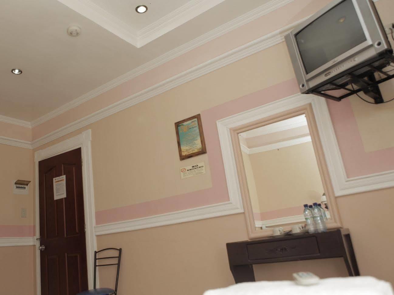 Golden Palace Hotel Tagum Kültér fotó