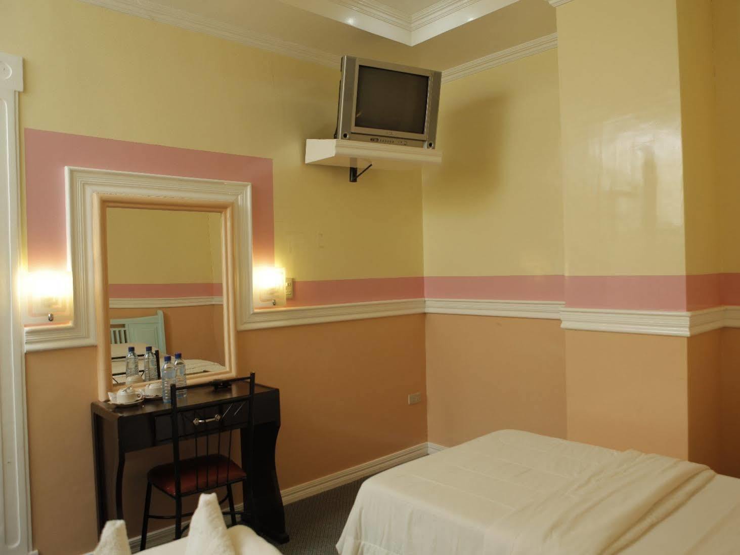 Golden Palace Hotel Tagum Kültér fotó